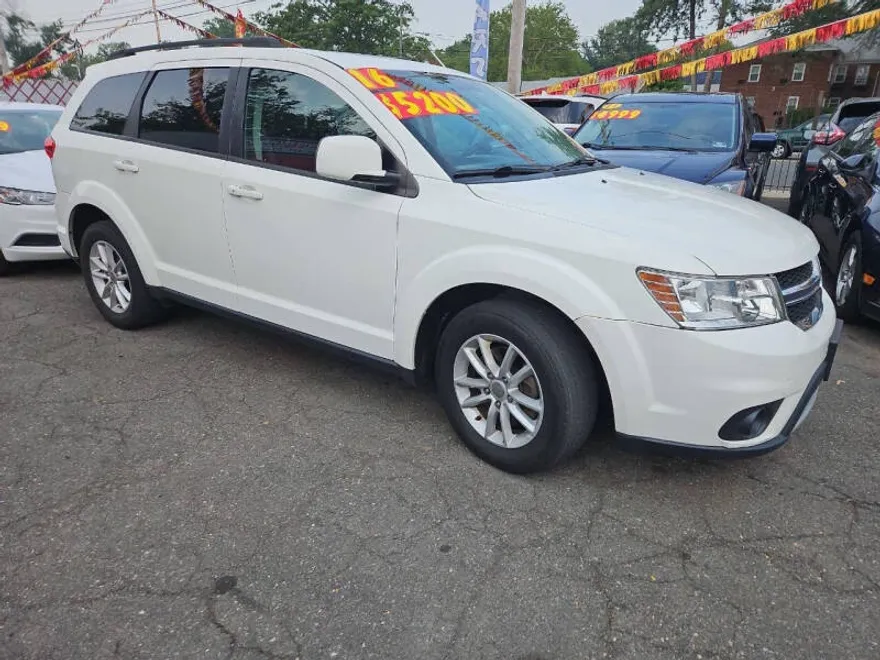 2016 Dodge Journey SXT photo 1