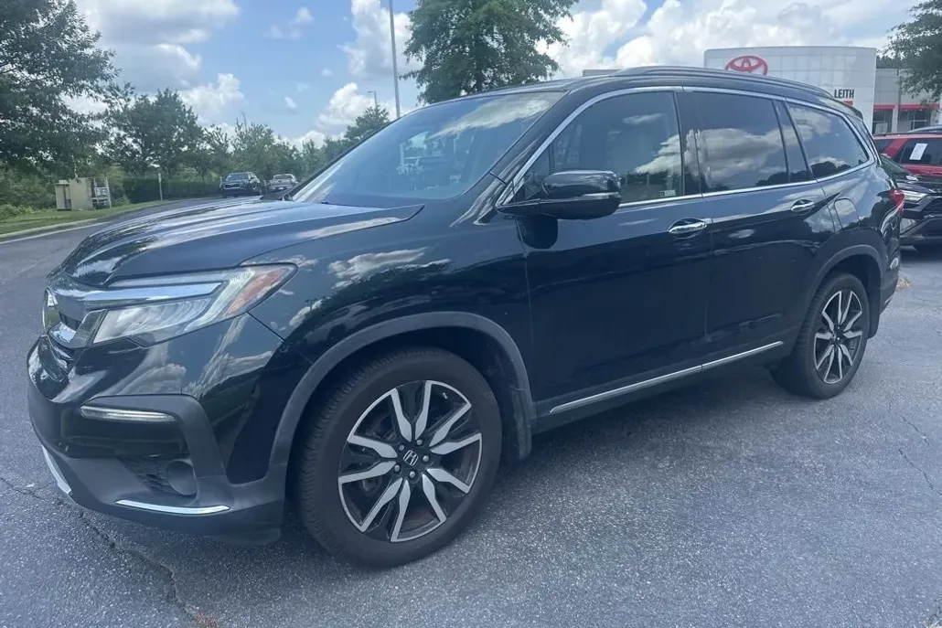 2019 Honda Pilot Elite photo 1