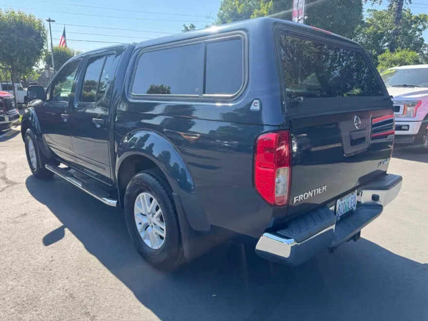 2018 Nissan Frontier SV photo 1