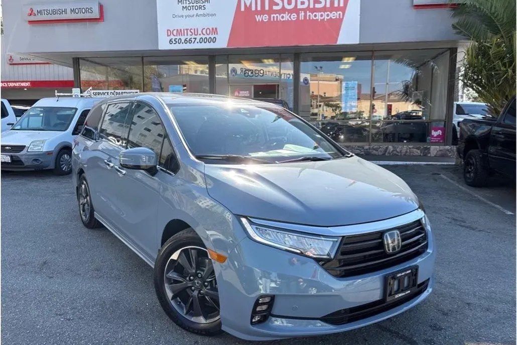 2023 Honda Odyssey Elite photo 1