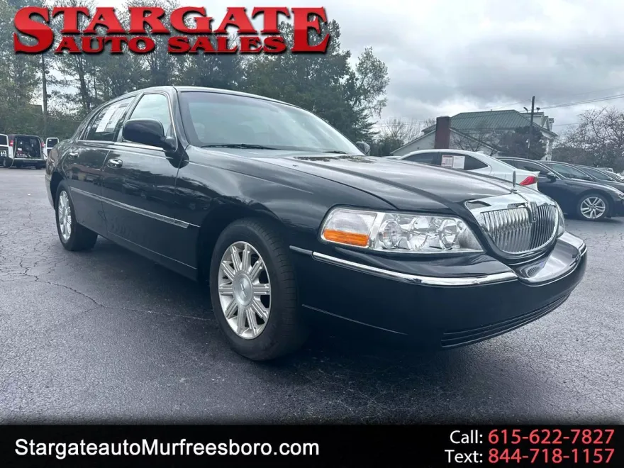 2008 Lincoln Town Car Signature Limited photo 1