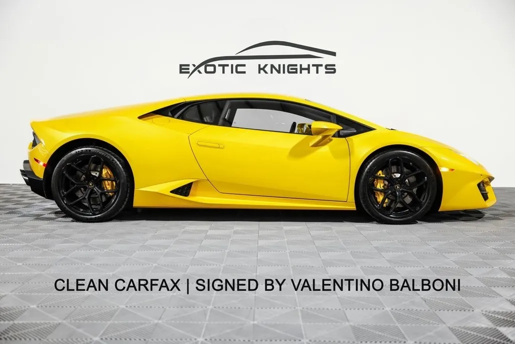 2016 Lamborghini Huracan photo 1