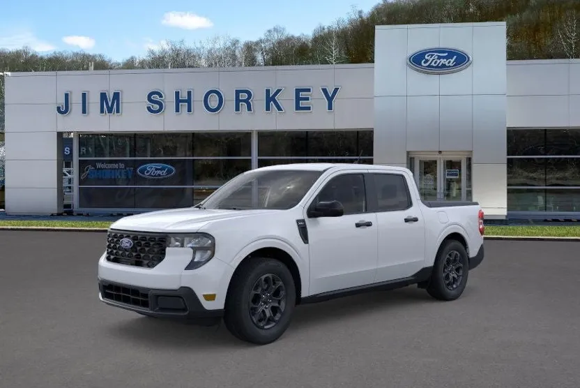 2025 Ford Maverick XLT photo 1