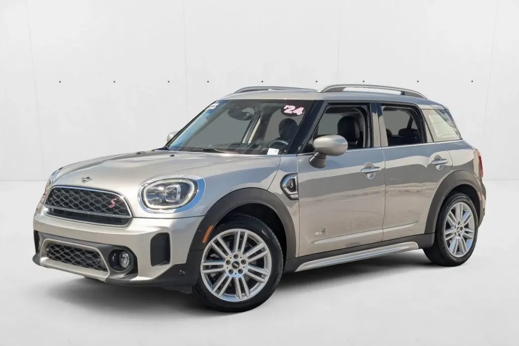 2024 Mini Countryman ALL4 S photo 1
