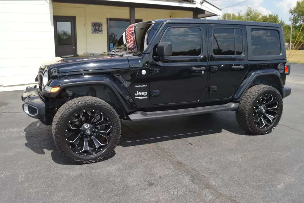 2021 Jeep Wrangler Unlimited Sahara Altitude Sport photo 1