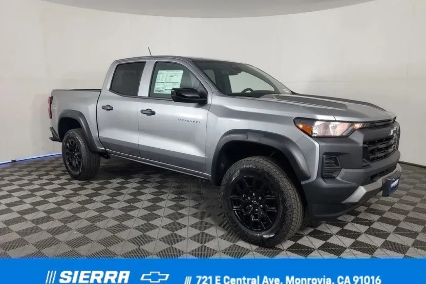 2026 Chevrolet Colorado Trail Boss photo 1