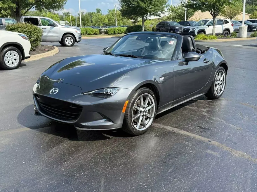 2022 Mazda MX-5 Miata Miata Grand Touring photo 1