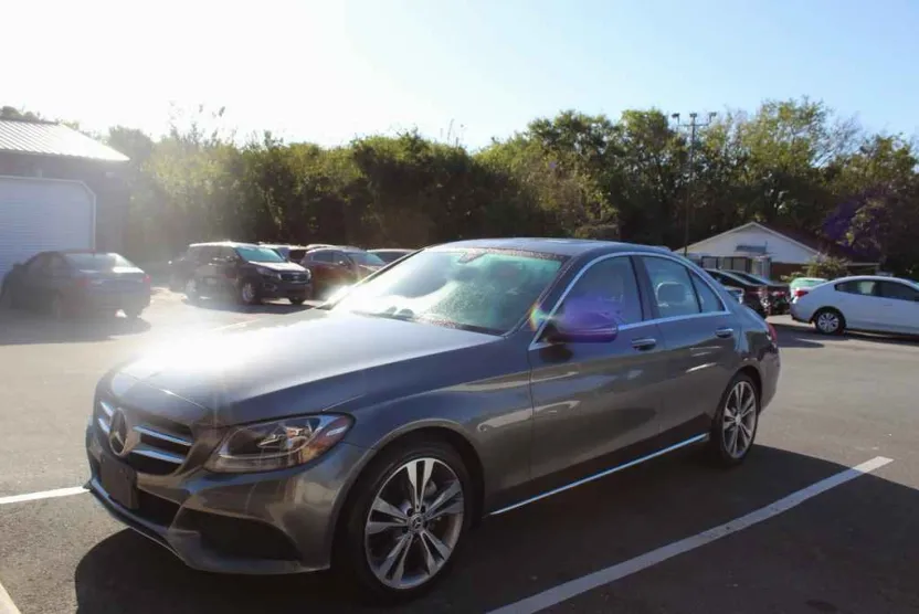 2018 Mercedes Benz C 300 photo 1