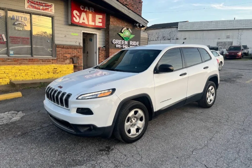 2017 Jeep Cherokee Sport photo 1