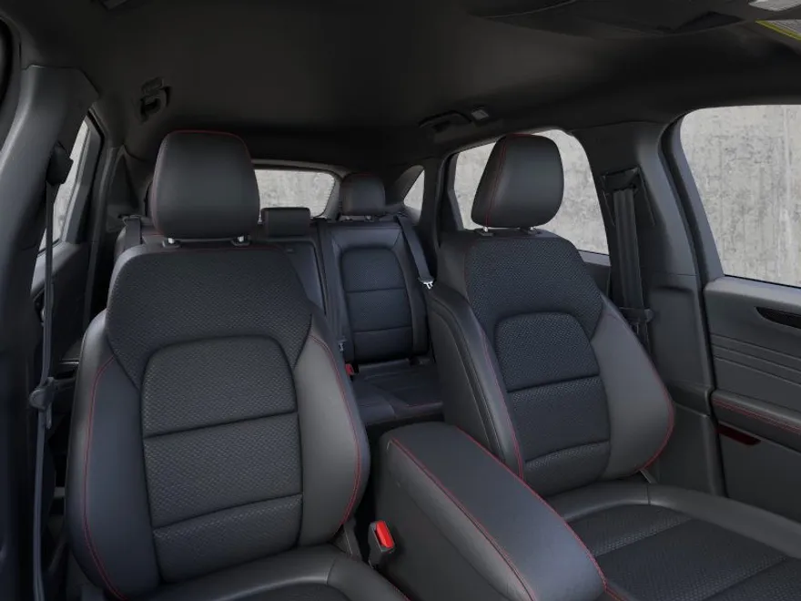 2026 Ford Escape ST-Line photo 5