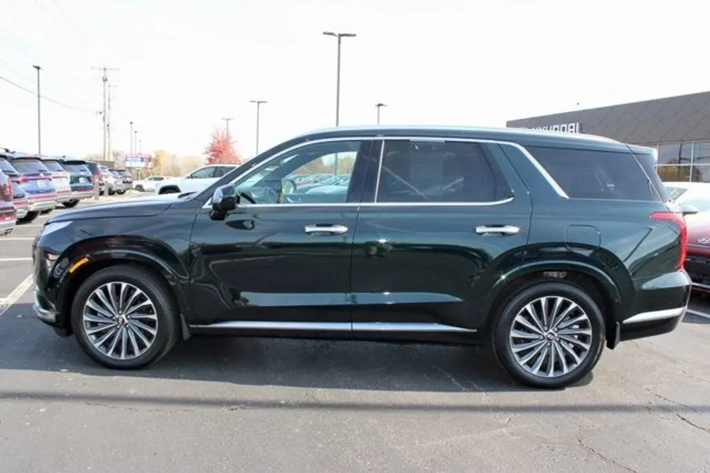 2024 Hyundai Palisade Calligraphy photo 1