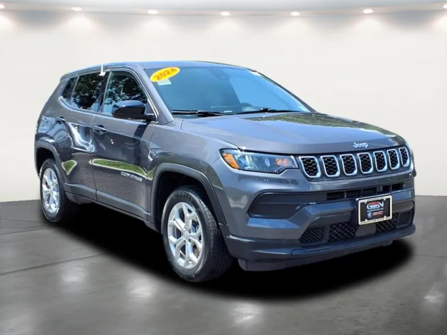 2024 Jeep Compass Latitude photo 1