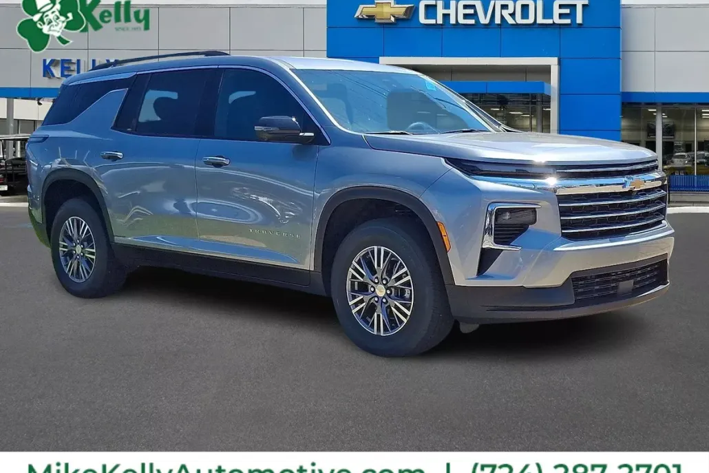 2025 Chevrolet Traverse photo 1