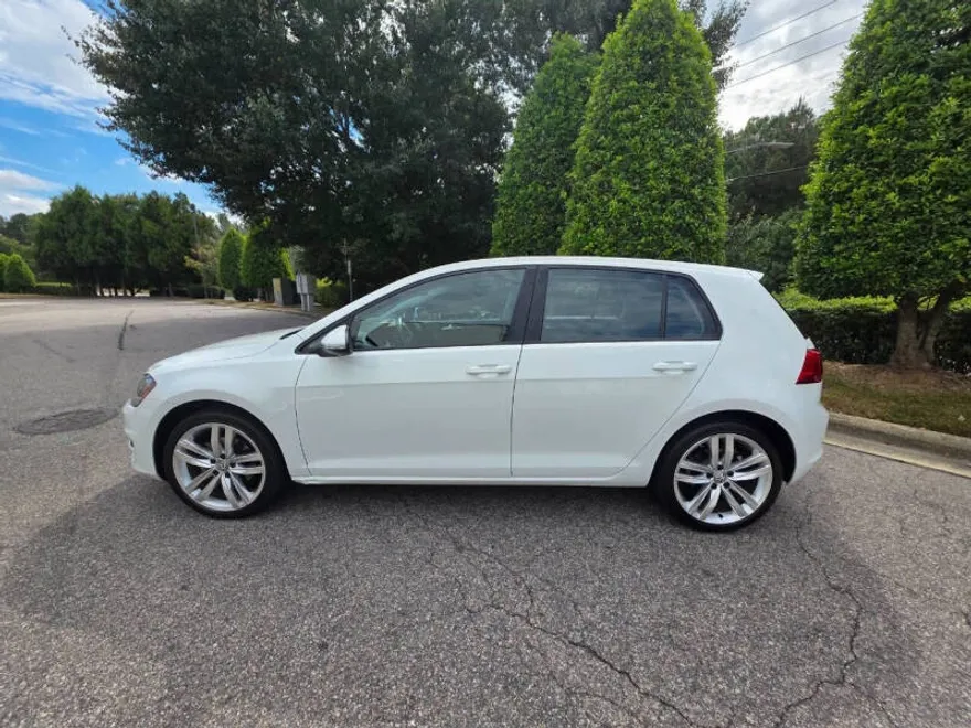 2016 Volkswagen Golf TSI SEL photo 1