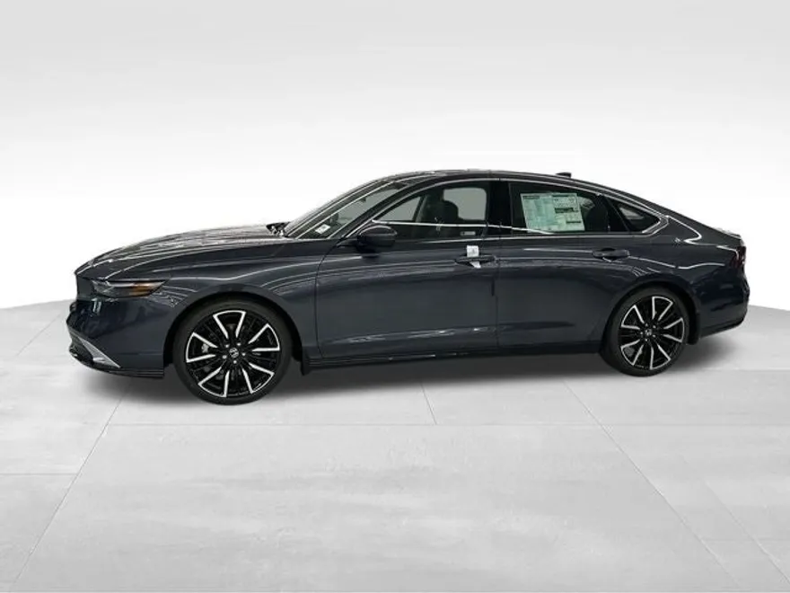 2025 Honda Accord Hybrid Touring photo 1