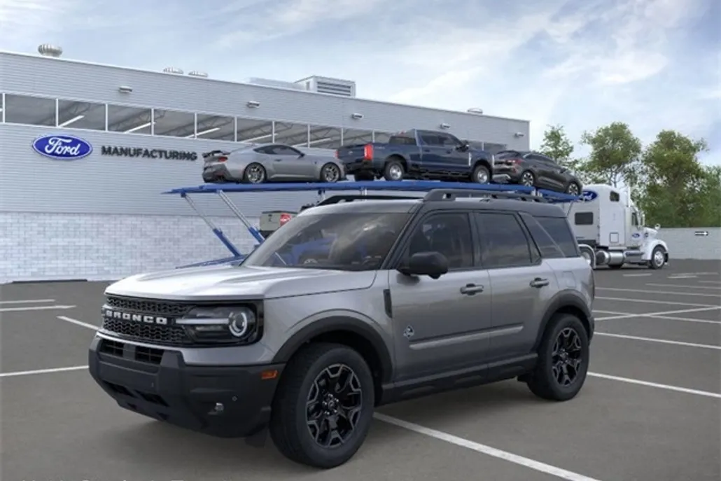 2025 Ford Bronco Sport Outer Banks photo 1
