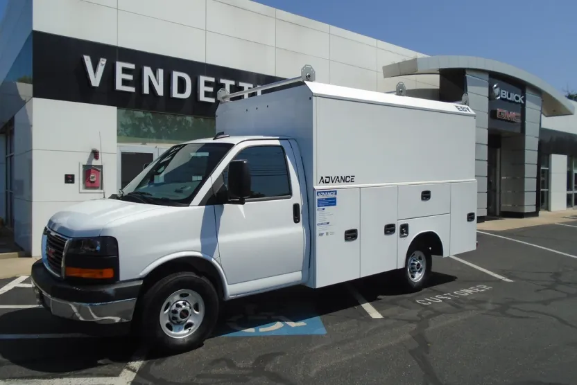 2025 Gmc Savana Cutaway 3500 Base photo 1