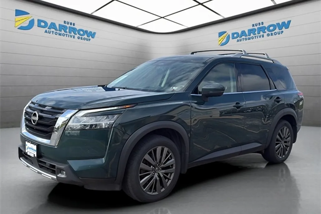 2022 Nissan Pathfinder SL photo 1