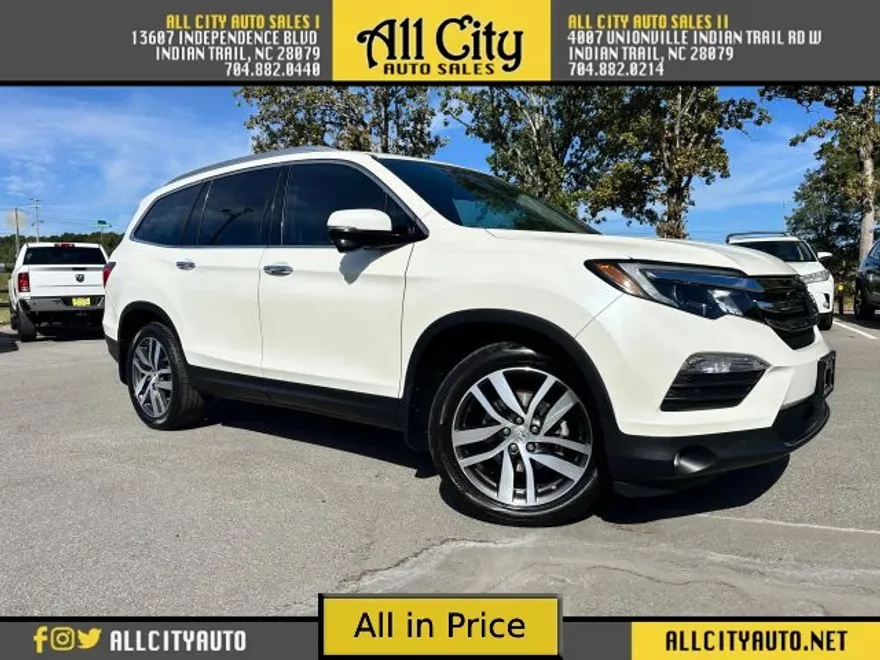 2016 Honda Pilot Touring Sport photo 1