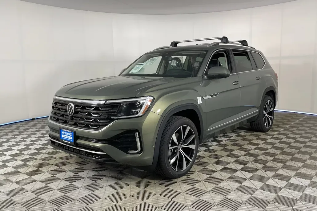 2025 Volkswagen Atlas SEL Premium R-Line photo 1