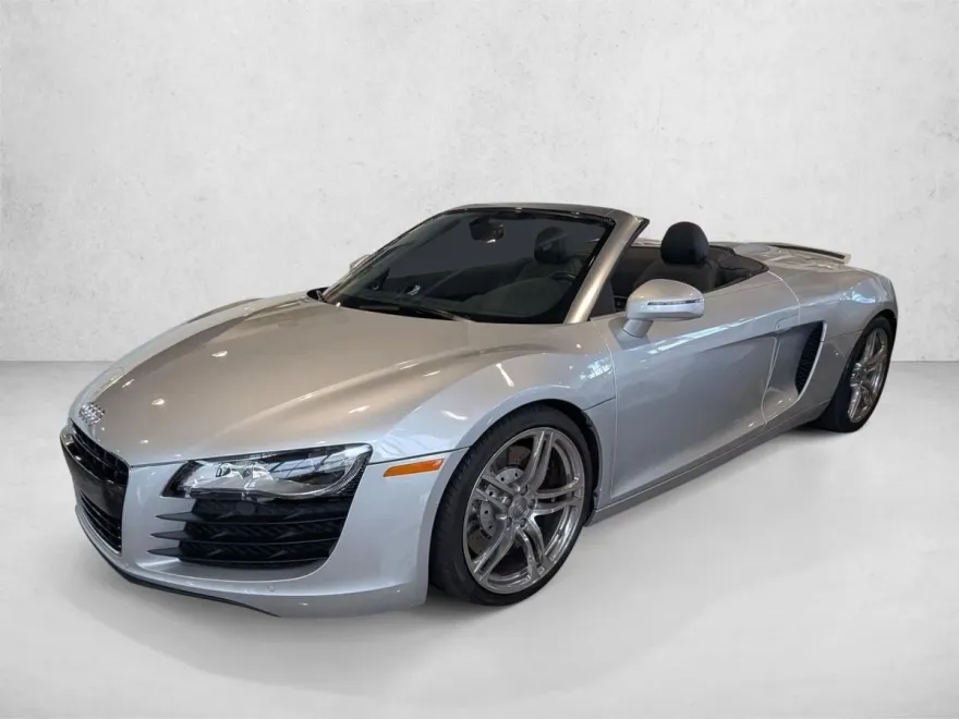2012 Audi R8 Quattro Spyder photo 1