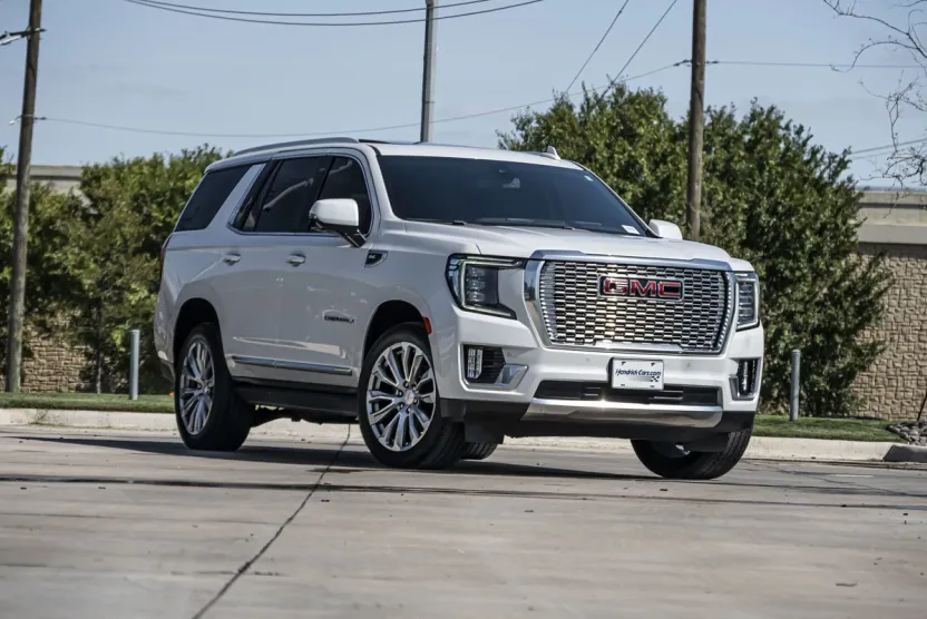 2022 Gmc Yukon Denali photo 1