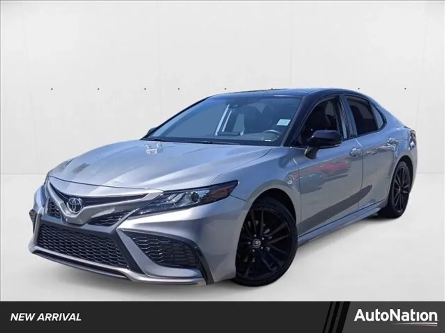 2022 Toyota Camry XSE photo 1