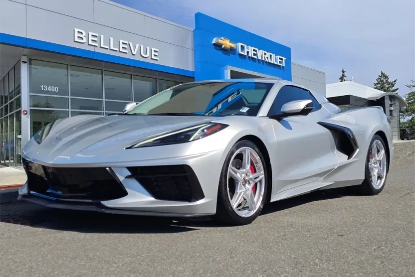 2020 Chevrolet Corvette Stingray 3LT photo 1