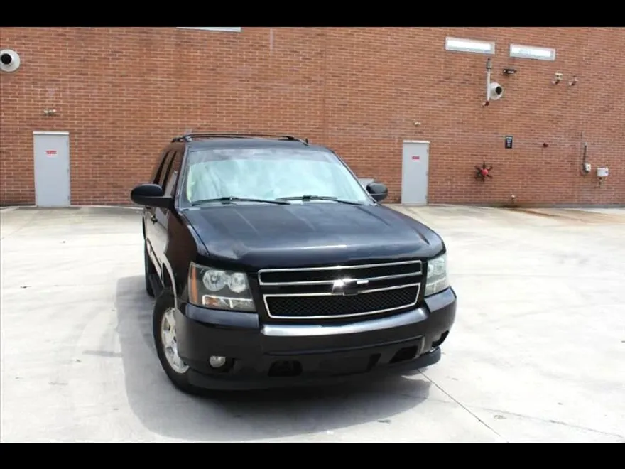 2014 Chevrolet Tahoe LT photo 1