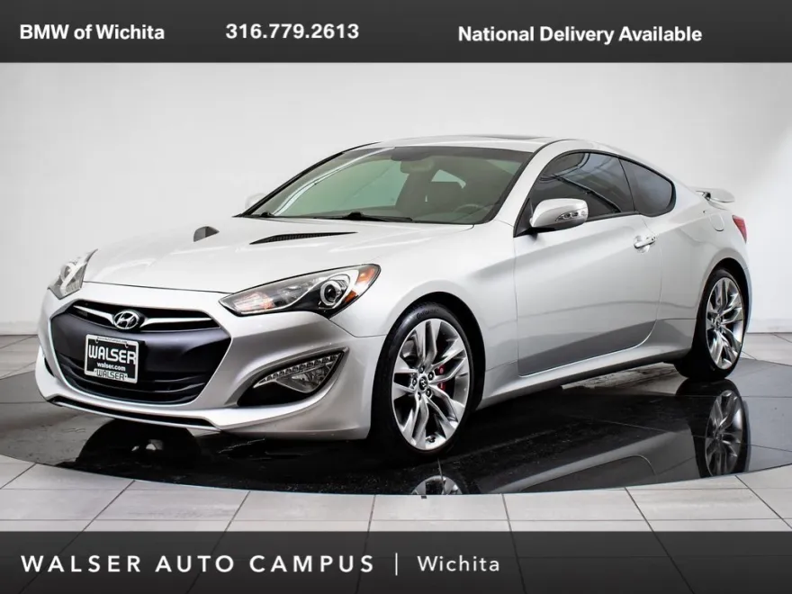 2013 Hyundai Genesis Coupe 3.8 Track photo 1