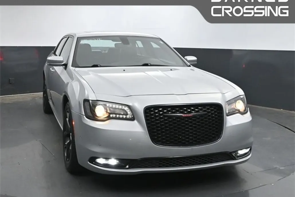 2023 Chrysler 300 S photo 1