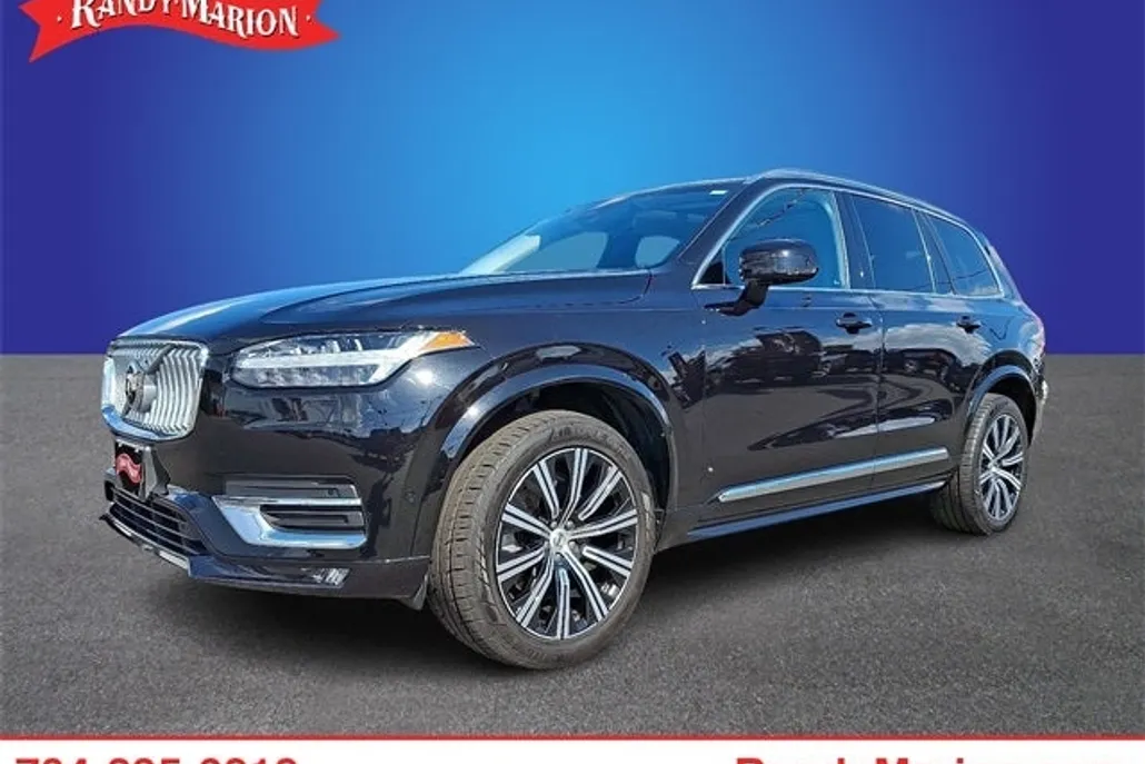 2023 Volvo XC90 Plus photo 1
