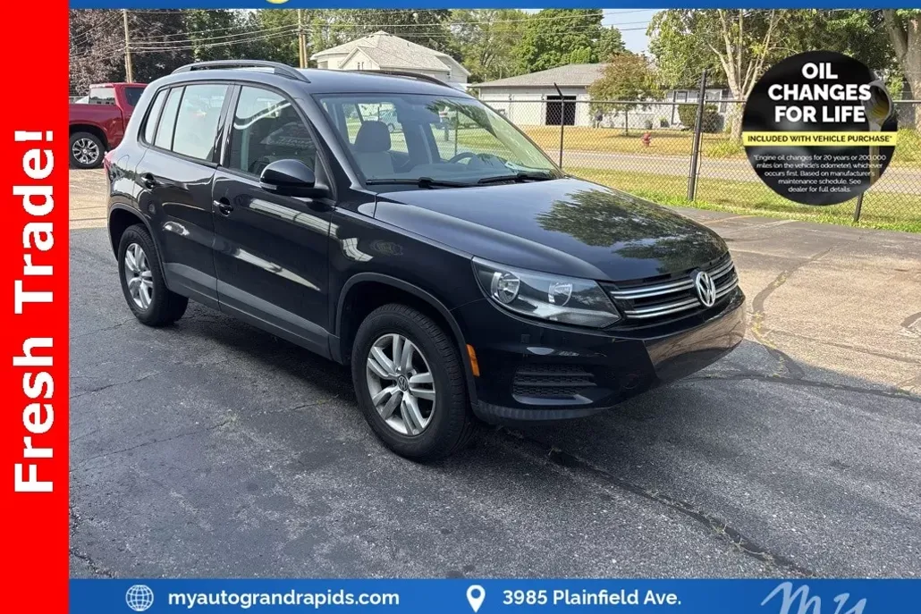 2016 Volkswagen Tiguan S photo 1