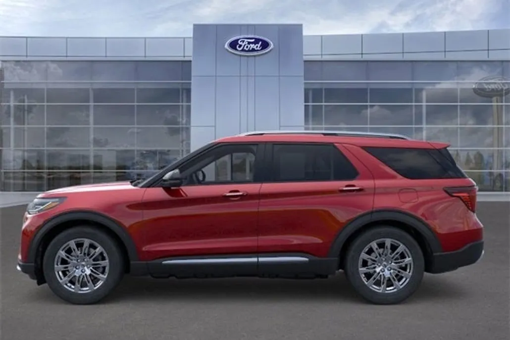 2025 Ford Explorer Platinum photo 1