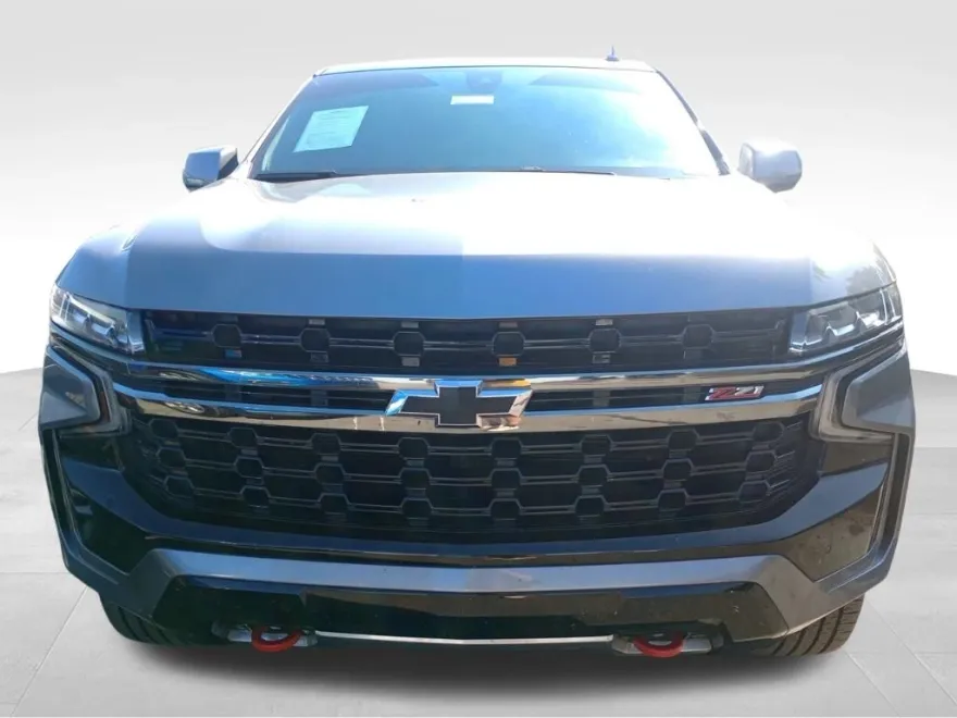2022 Chevrolet Suburban Z71 photo 1