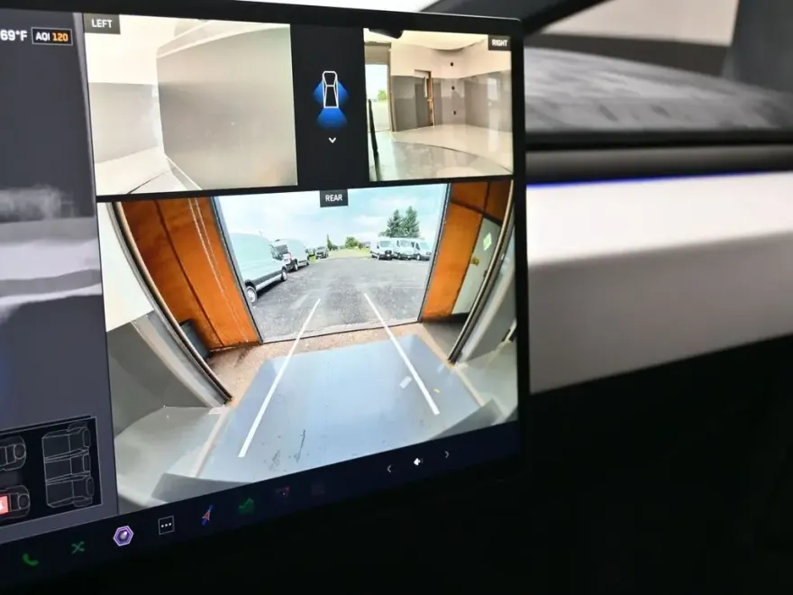 2024 Tesla Cybertruck Cyberbeast photo 21
