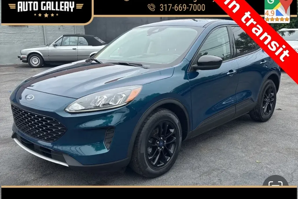 2020 Ford Escape SE Sport Hybrid photo 1