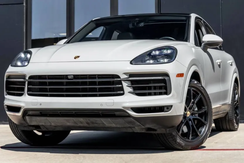 2020 Porsche Cayenne S Coupe photo 1