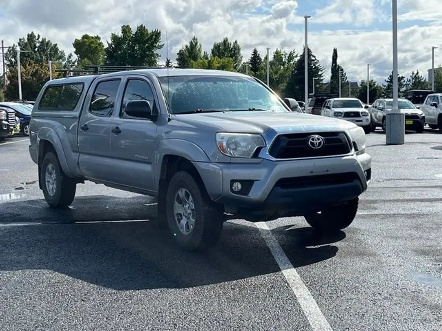 2014 Toyota Tacoma V6 Double Cab photo 1