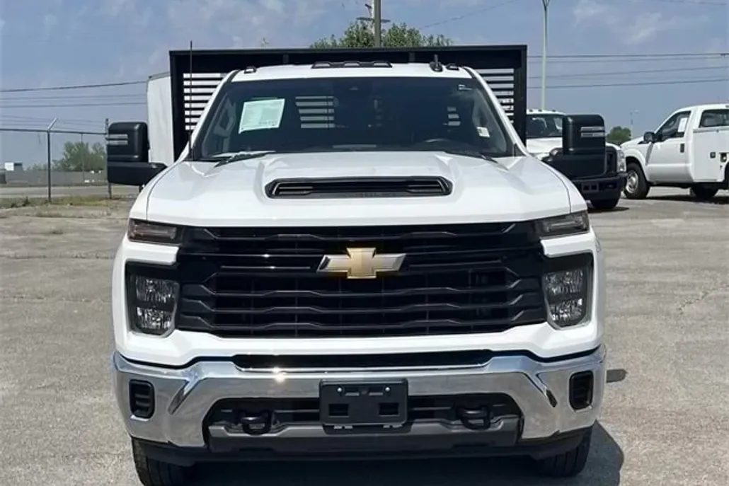 2024 Chevrolet Silverado 3500HD Work Truck photo 1