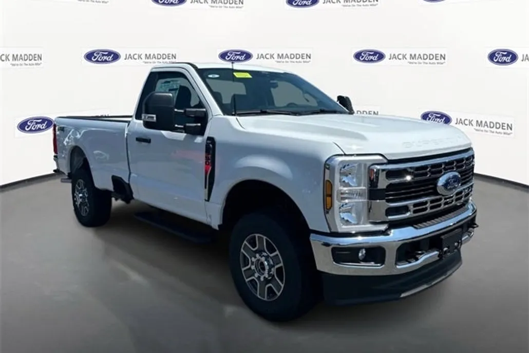 2025 Ford F-350 photo 1
