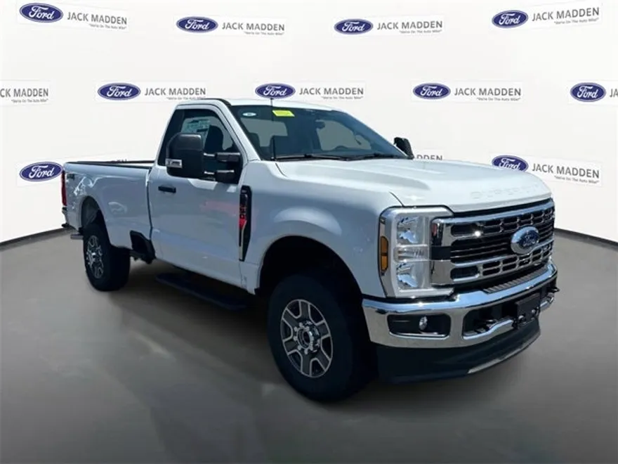 2025 Ford F-350 photo 1