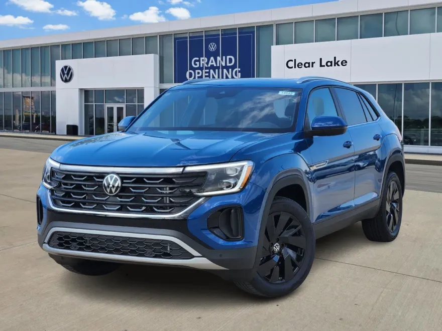 2026 Volkswagen Atlas Cross Sport SE Technology photo 1