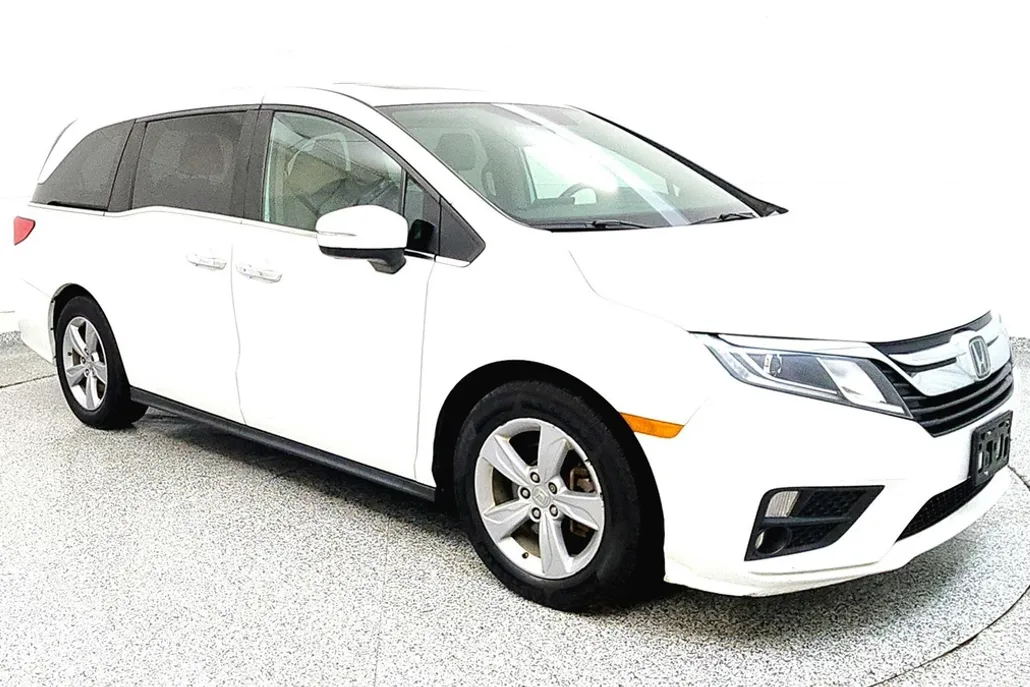 2020 Honda Odyssey EX-L photo 1