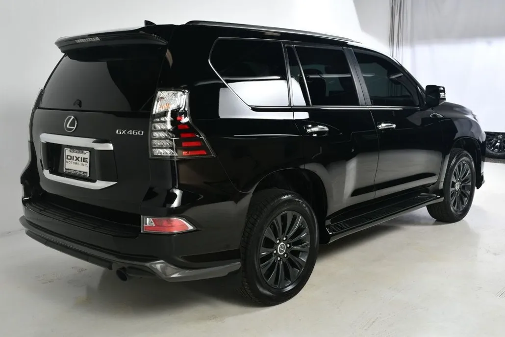 2023 Lexus GX Premium photo 1