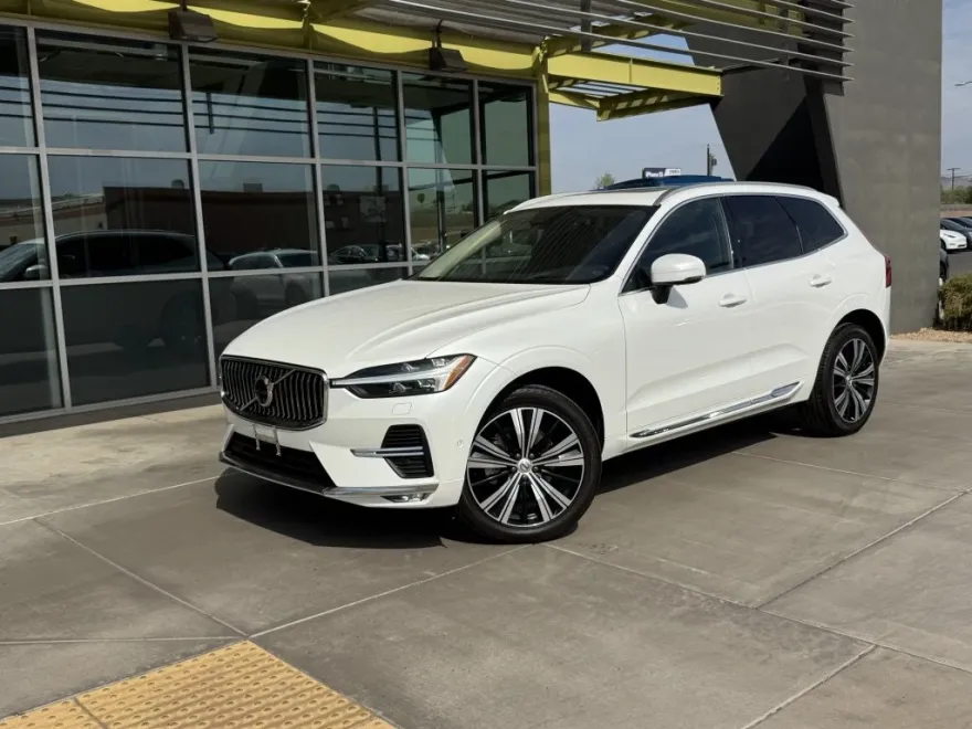 2022 Volvo XC60 Inscription photo 1