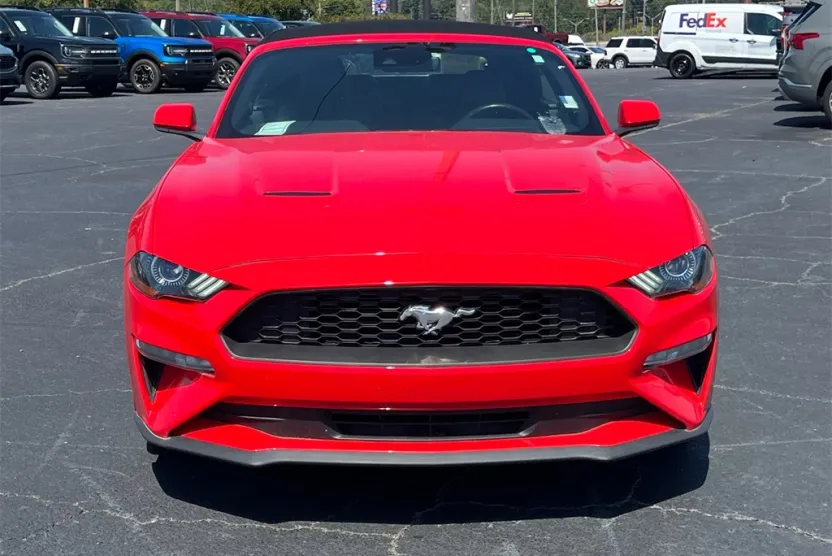 2023 Ford Mustang EcoBoost Premium photo 1