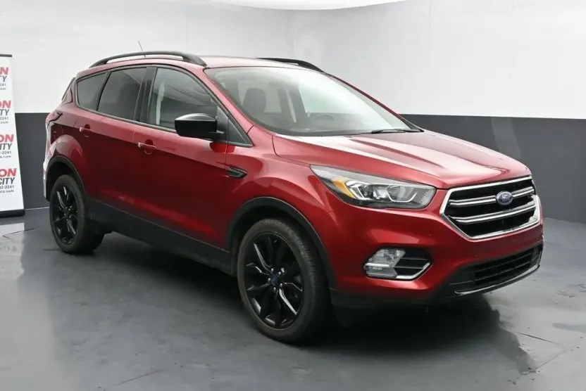 2019 Ford Escape SE photo 1