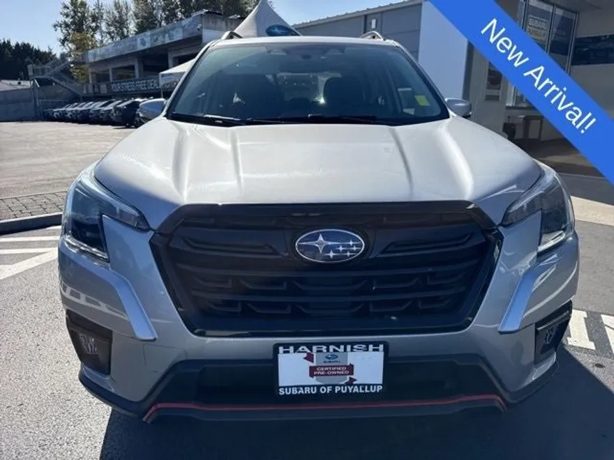 2024 Subaru Forester Sport photo 1