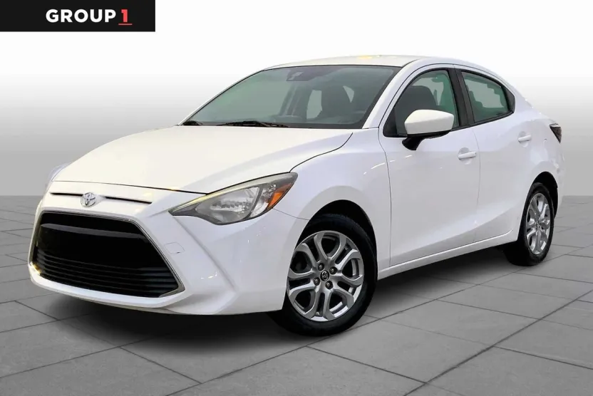 2018 Toyota Yaris iA Base photo 1